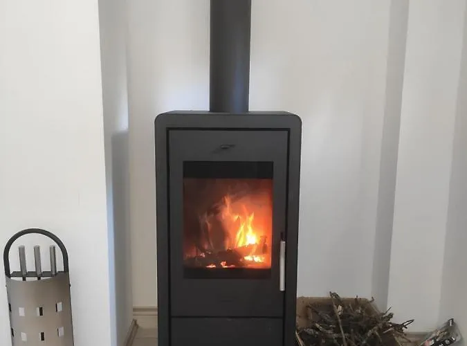 Fuege Vendeghaz Sajkod